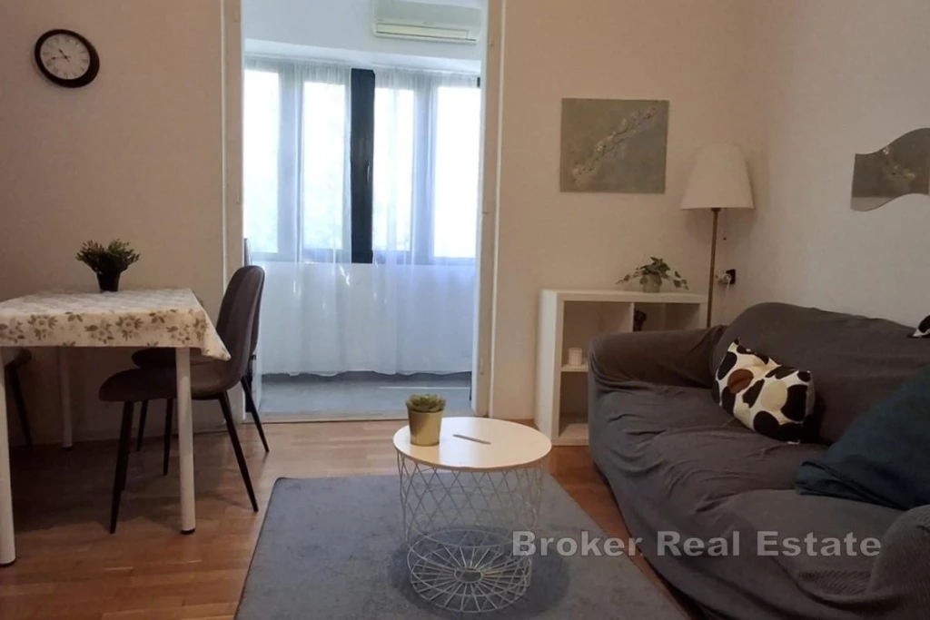 Apartment with parking in Bačvice, 100 m from the beach