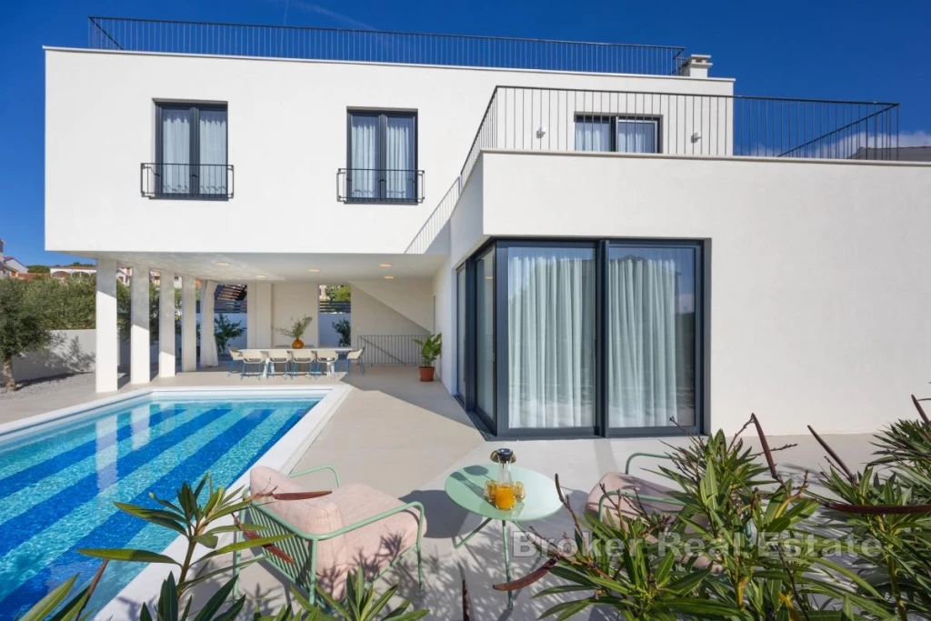 c3-1-name c2-4-name, Rogoznica