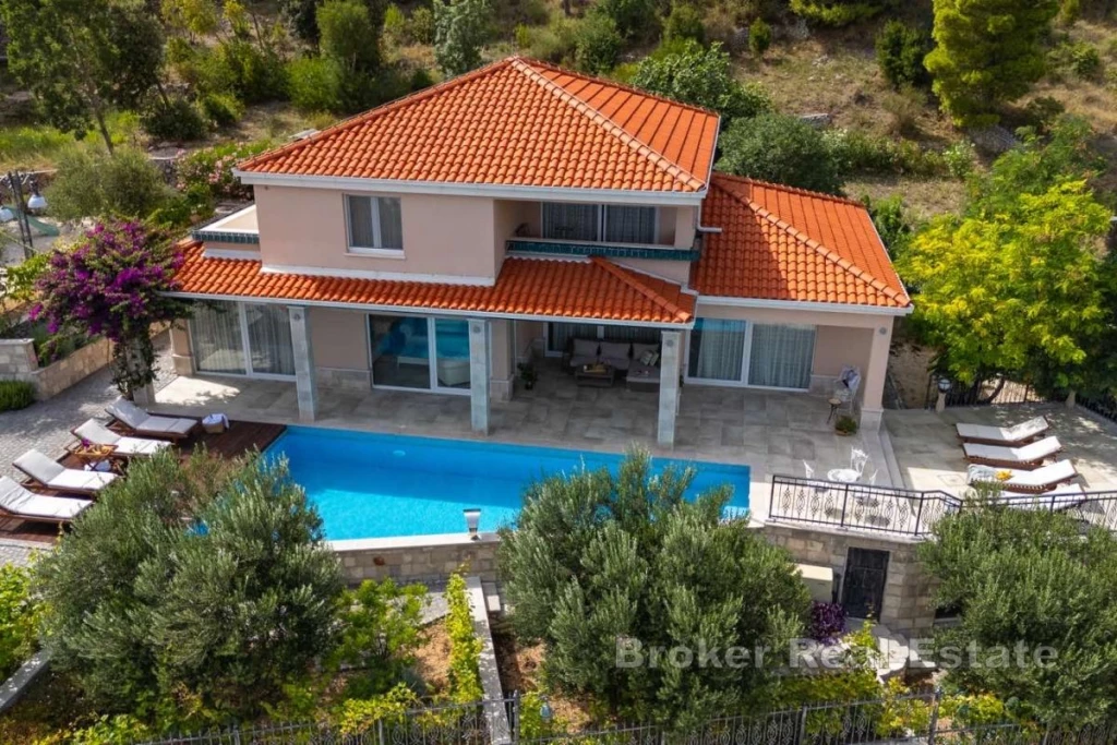 For sale villa, residence, Omis