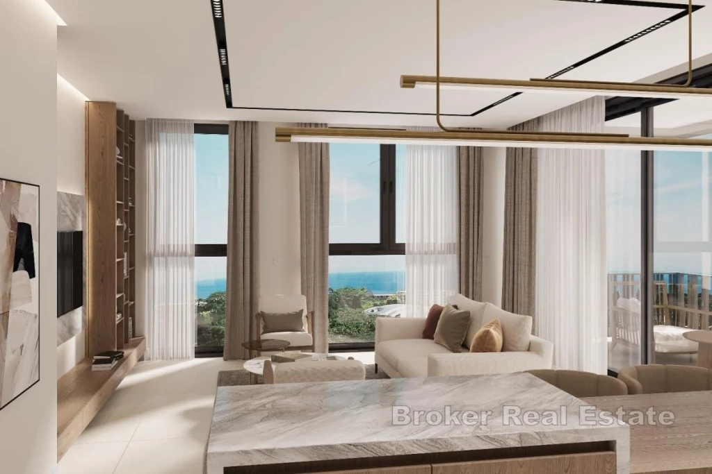 Two bedroom penthouse apartment with sea view