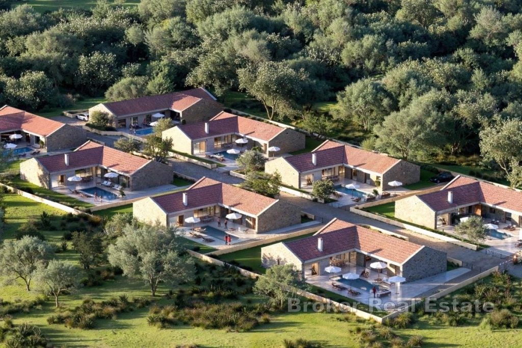 c3-1-name c2-50-name, Zadar, Policnik