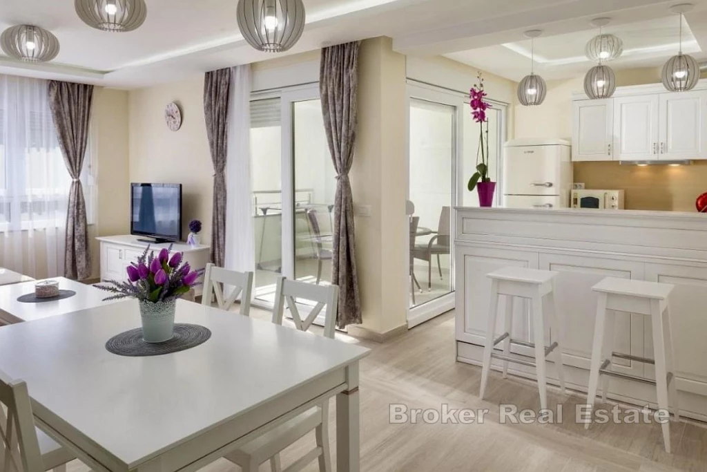 For sale apartment, bachelor flat, Makarska