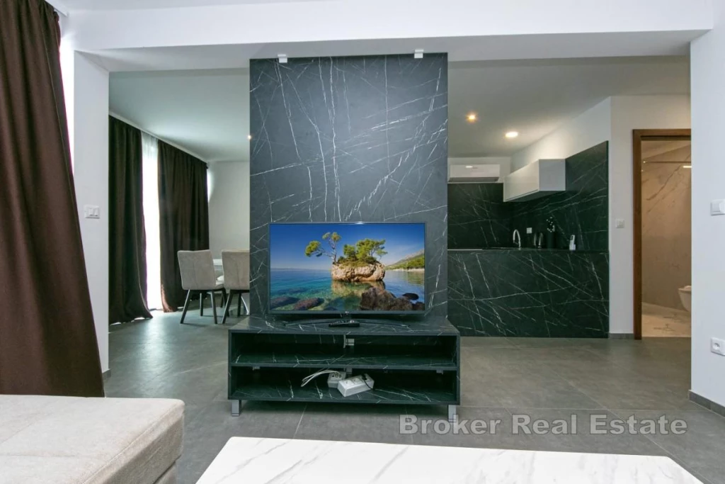 Penthouse with Stunning Sea Views