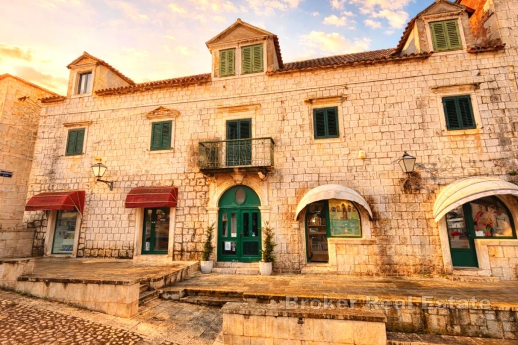 For sale villa, residence, Makarska