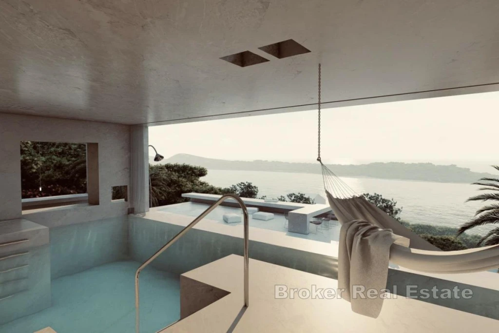 Building land on the southern side