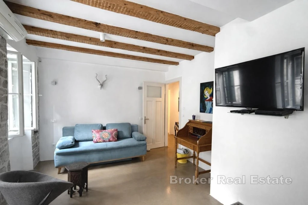 Charming Apartment with Investment Potential in the Center of Split