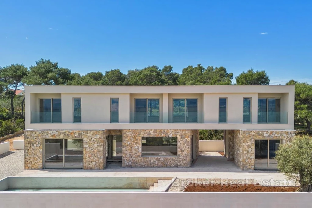 Modern Villa in a peaceful location with open sea views