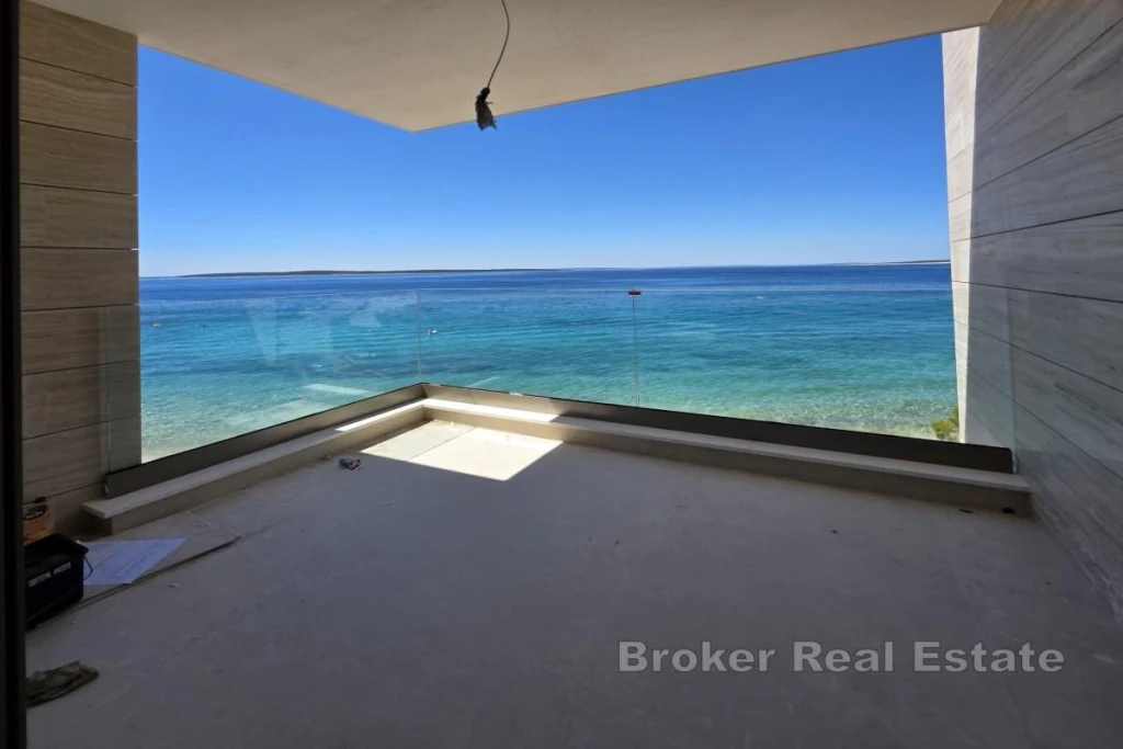 One-bedroom apartment with sea view