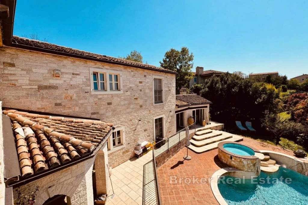 c3-1-name c2-4-name, Rovinj