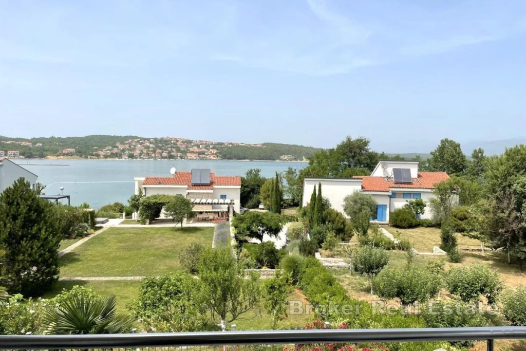 Apartment near the beach