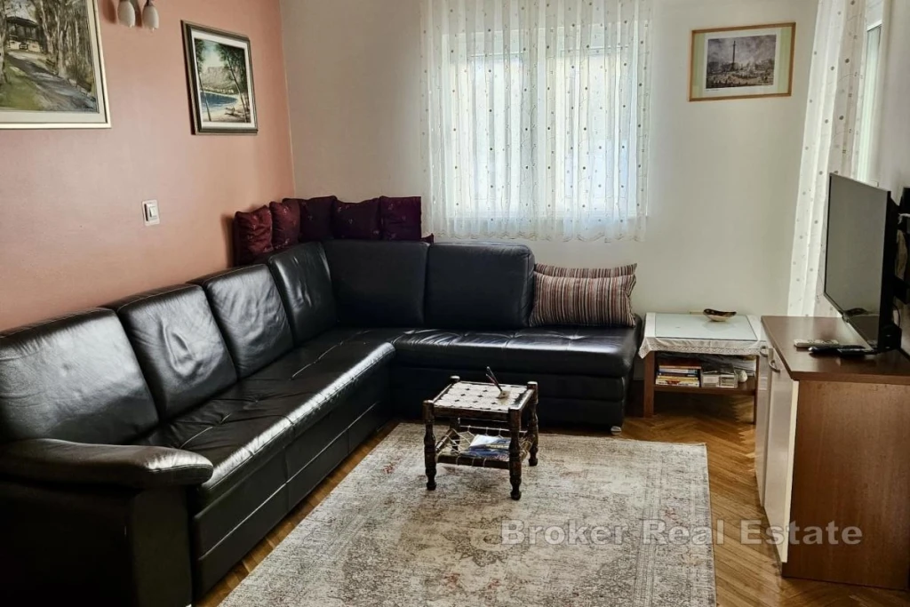 Duplex apartment in great location