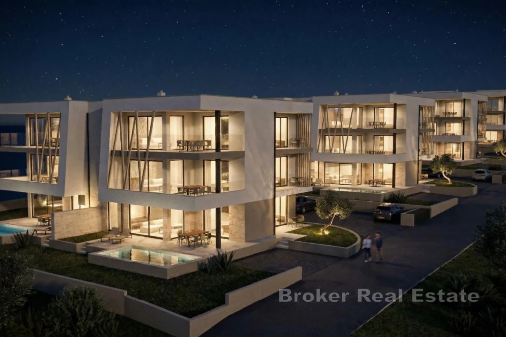 Two-bedroom apartment with sea view