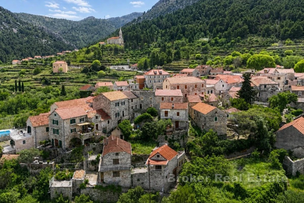 Charming Stone House in a Peaceful Environment