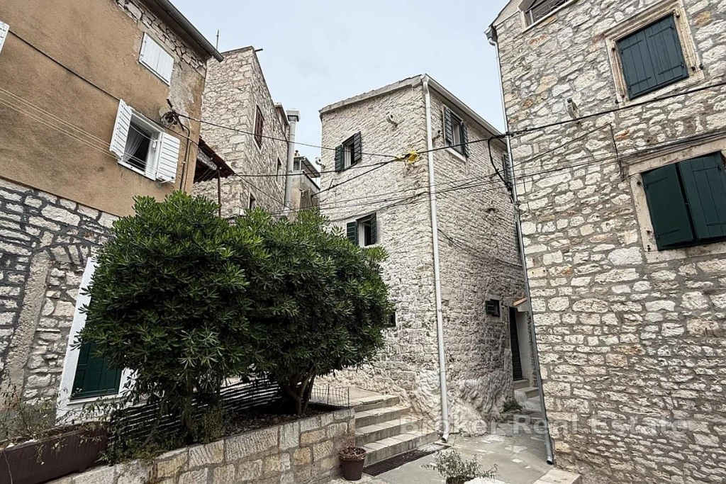 Authentic Dalmatian stone house in the historic center of Šibenik