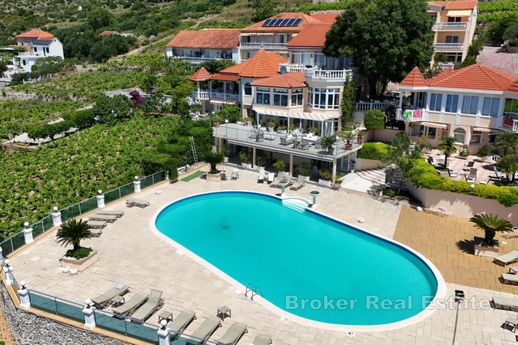 4-Star Boutique Hotel