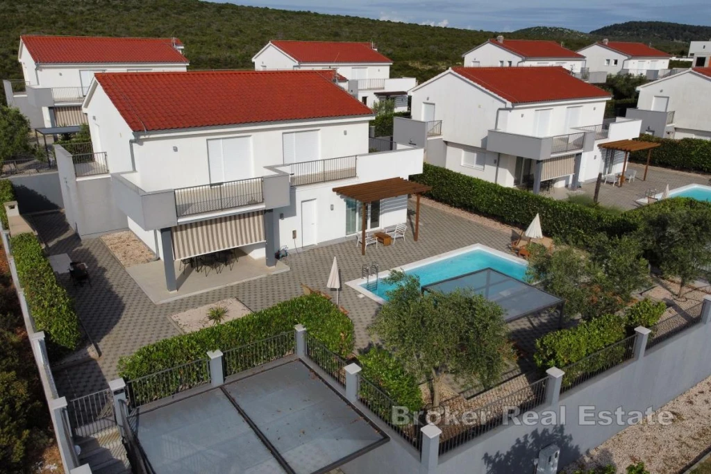 Unique Resort Featuring Eight Detached Villas