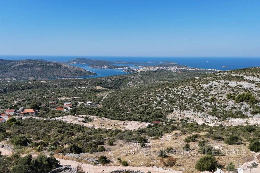 Building Land with Panoramic Sea Views