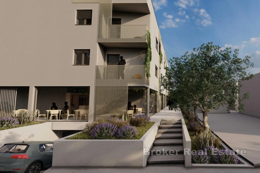 One bedroom apartment with a spacious terrace and garden