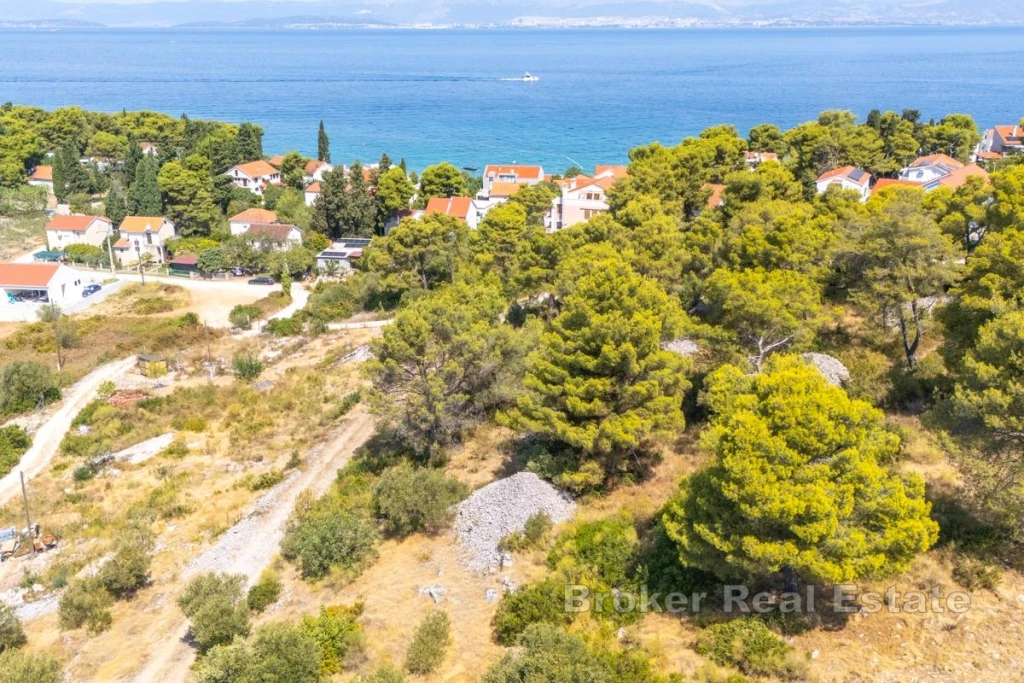 Building land with sea view