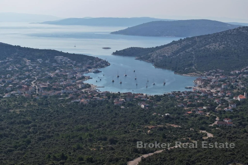 Building Land with Sea View
