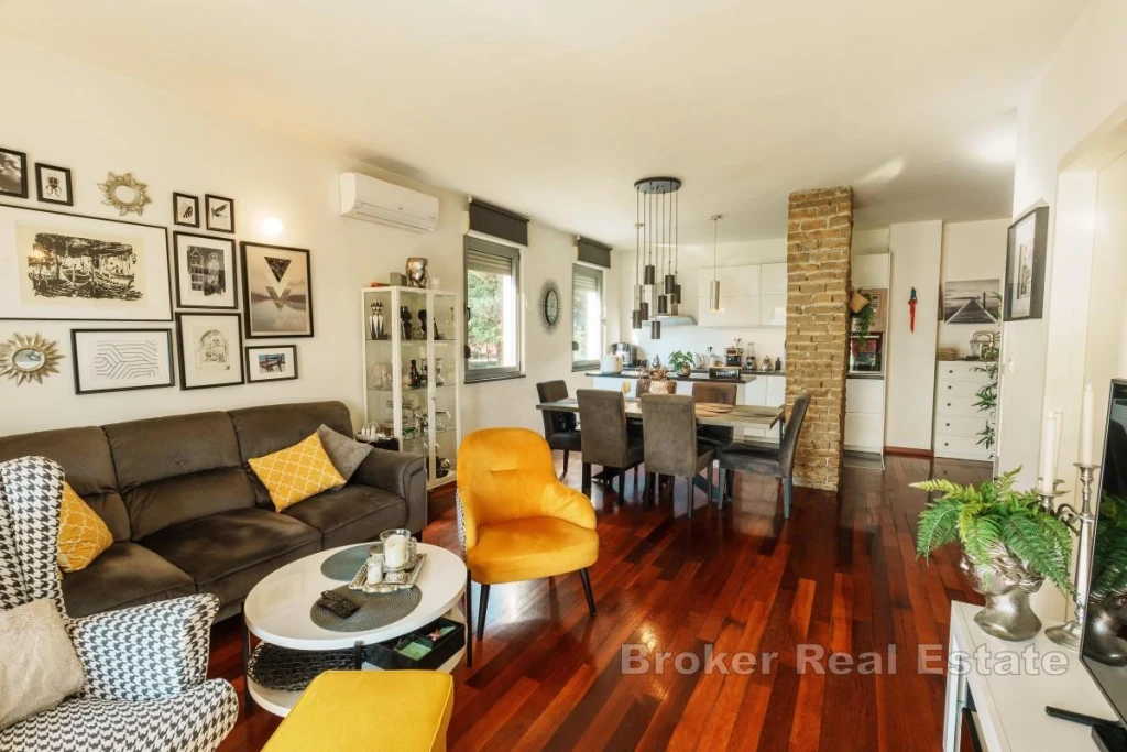 Žnjan, luxurious apartment in a great location