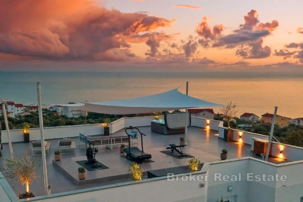 Private Estate with Two Modern Villas and Panoramic Sea Views