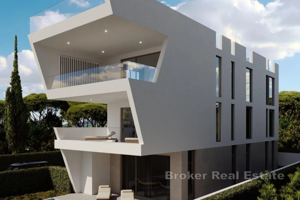 Spacious Three-Bedroom Apartment with Swimming Pool