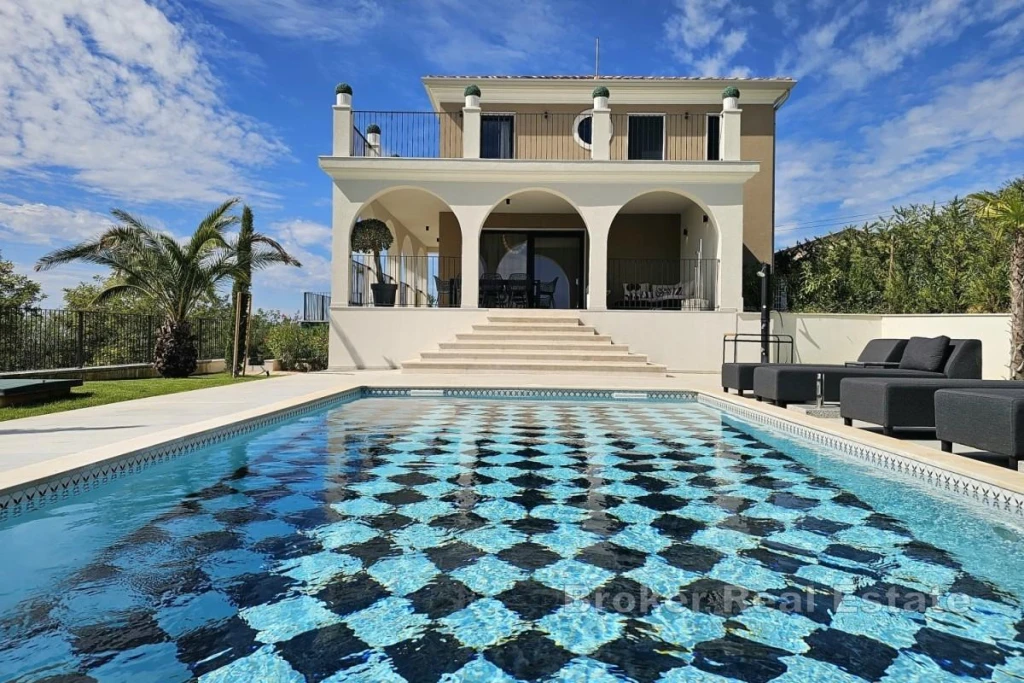 Elegant Luxury Villa with a Panoramic View