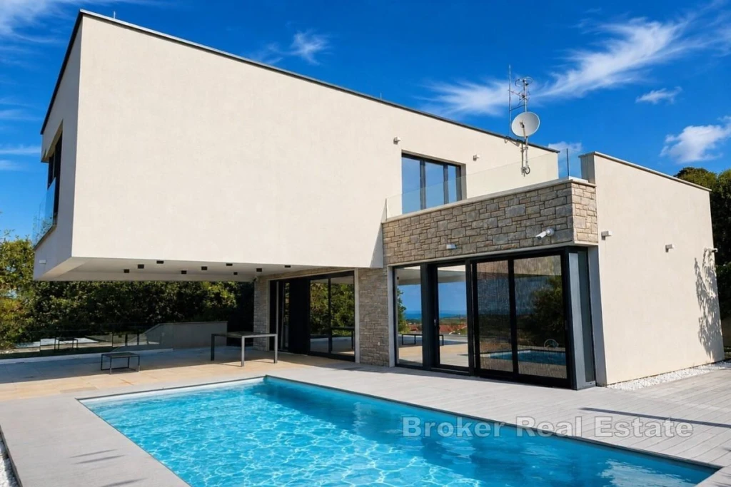 Modern villa in a quiet location with a sea view