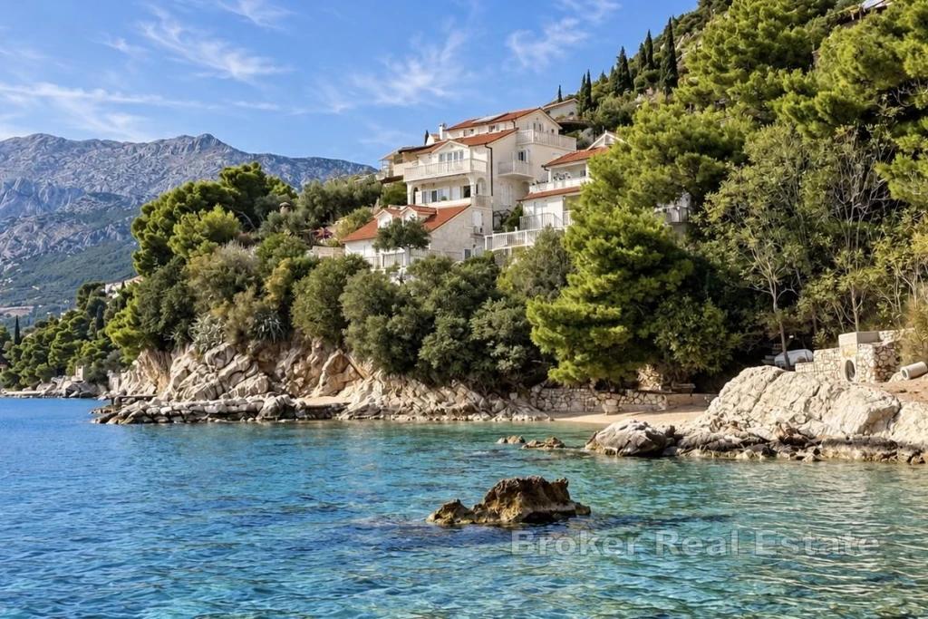 Unique House in the First Row to the Sea