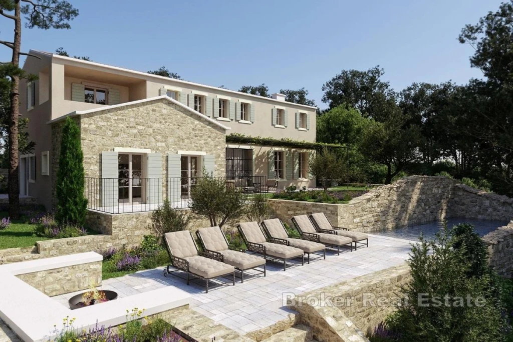 Istrian Stone Villa with a Swimming Pool in an Attractive Location