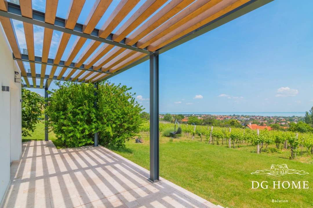 For sale house, Csopak