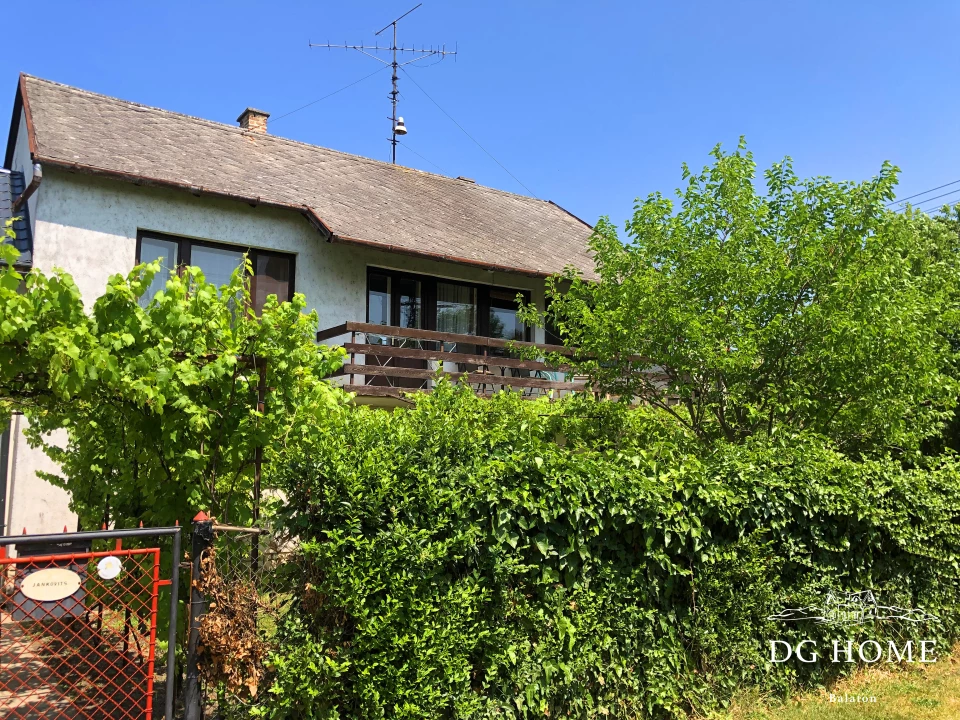 For sale house, Csopak