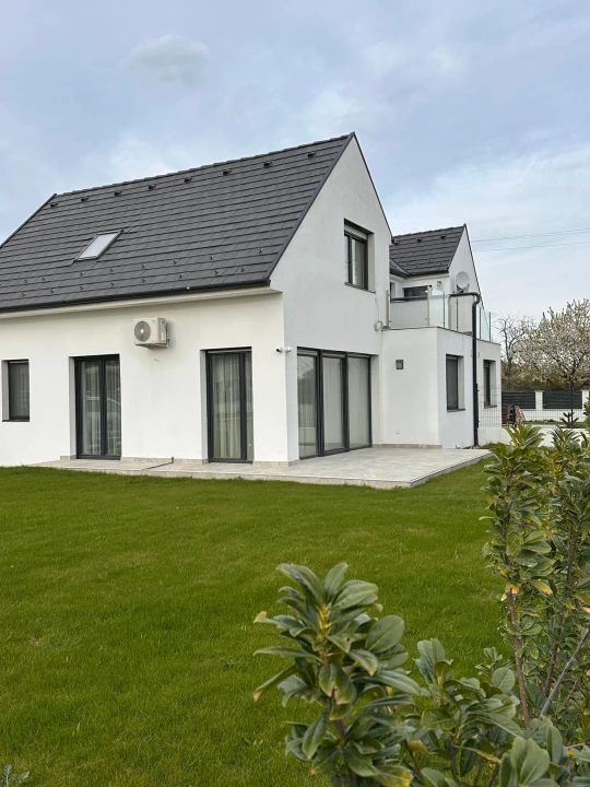 Eladó ikerház, Balatonakali