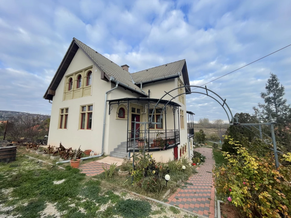 For sale house, Paloznak