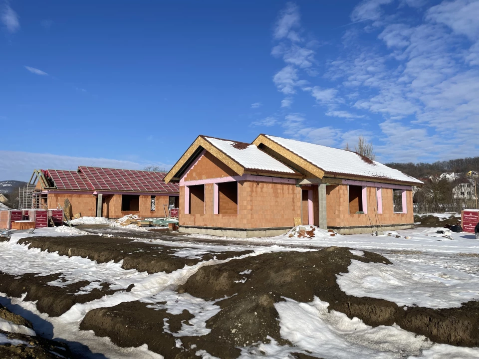 Eladó családi ház, Balatonszőlős