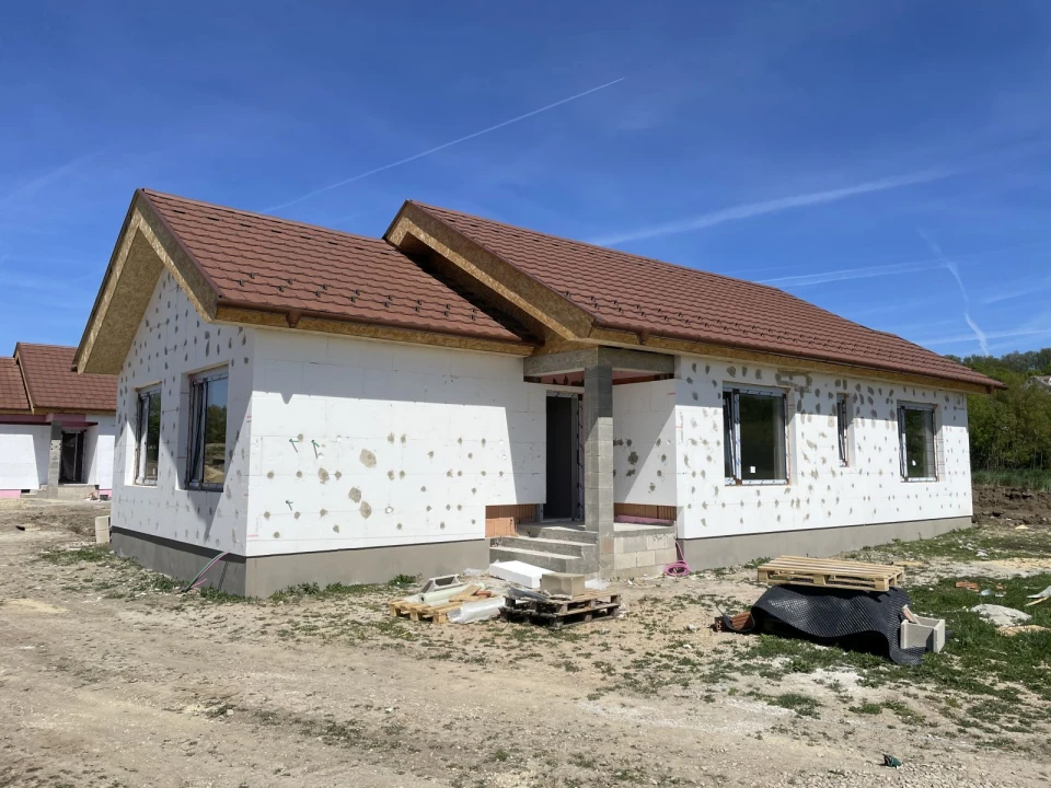 Eladó családi ház, Balatonszőlős