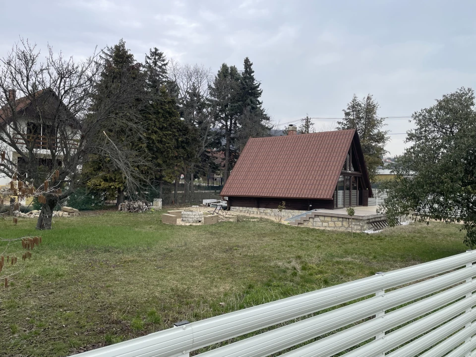 Eladó építési telek, Csopak