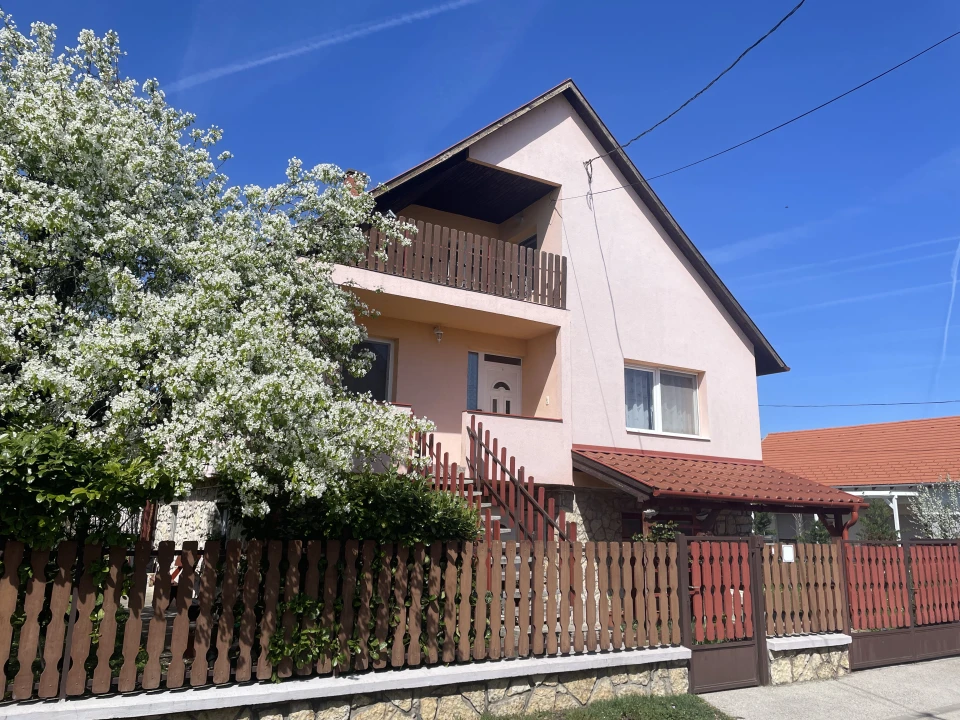 Eladó családi ház, Balatonfüred