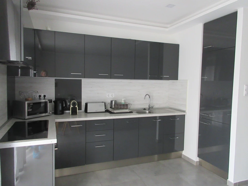 Eladó téglalakás, Debrecen