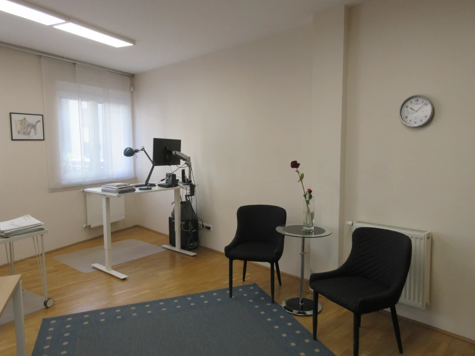 Eladó téglalakás, Debrecen