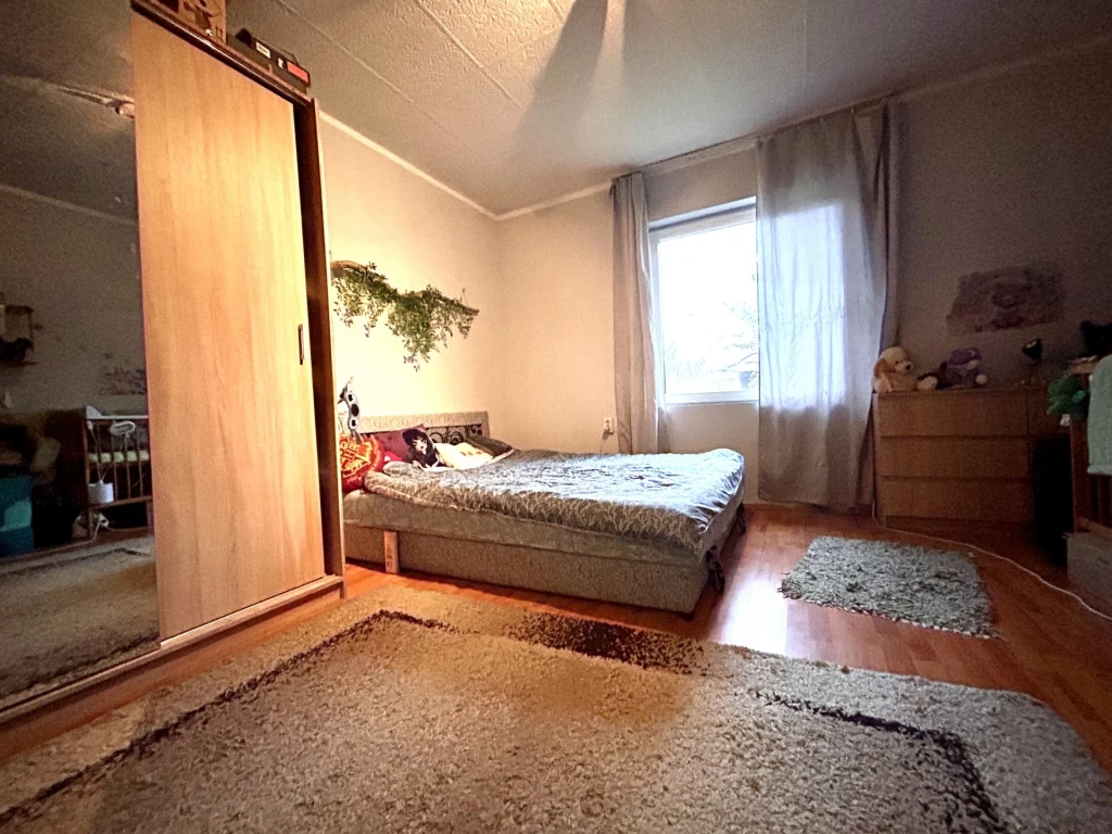 c3-1-name c2-1-name, Komárom