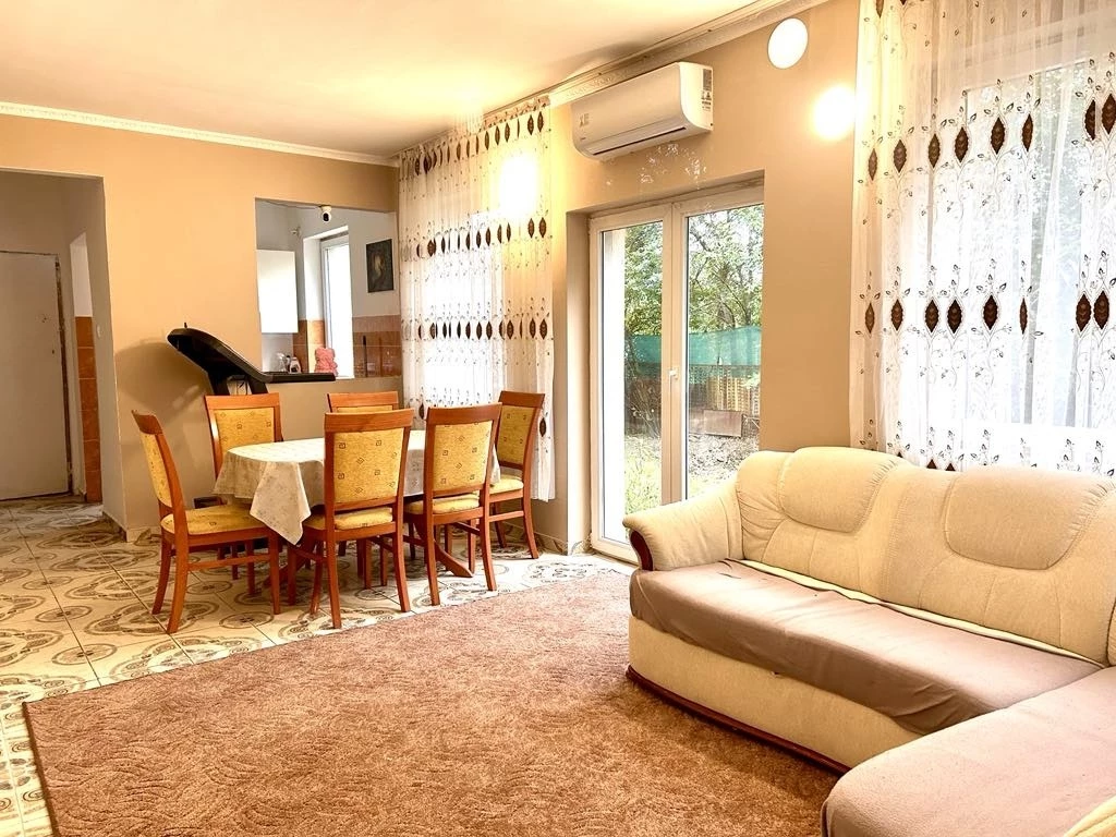 Kiadó Ház, Esztergom 500.000 Ft