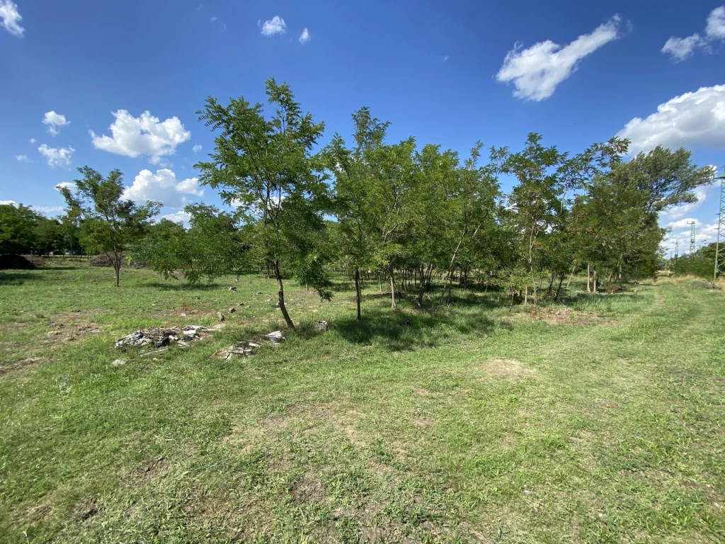 Eladó Telek, Komárom 350.000.000 Ft