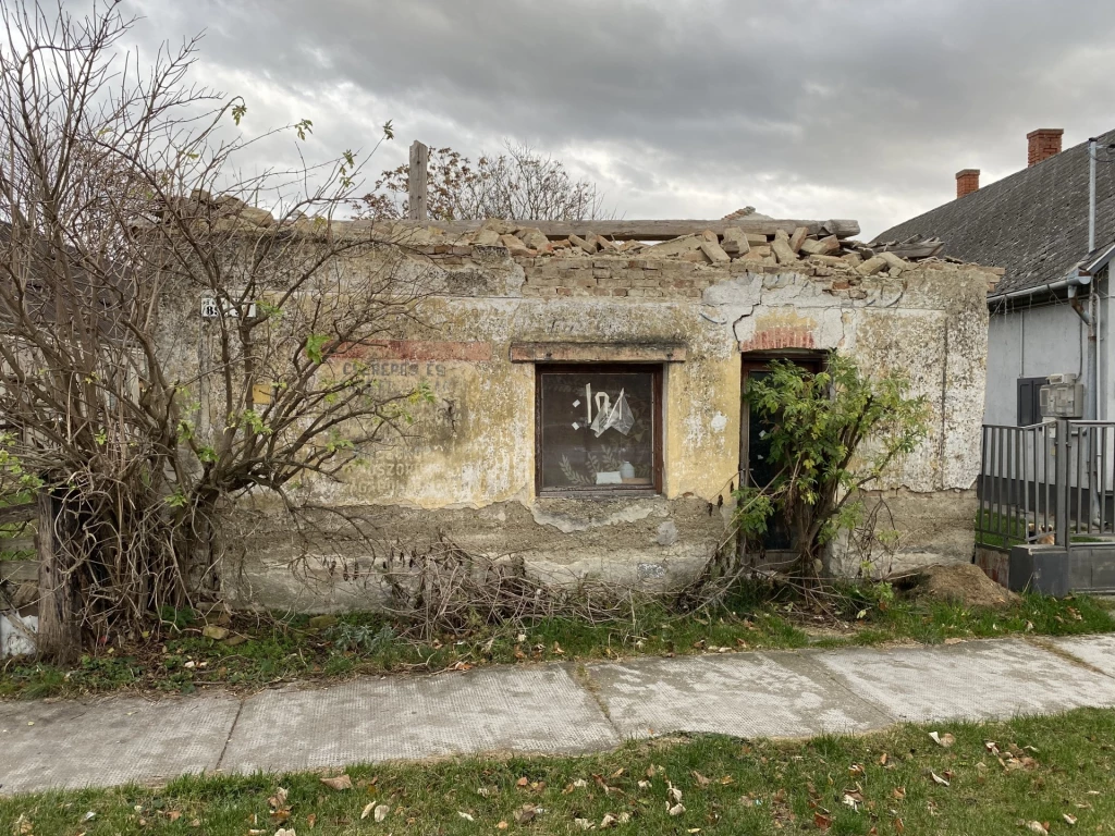 Eladó Ház, Tárkány 8.500.000 Ft