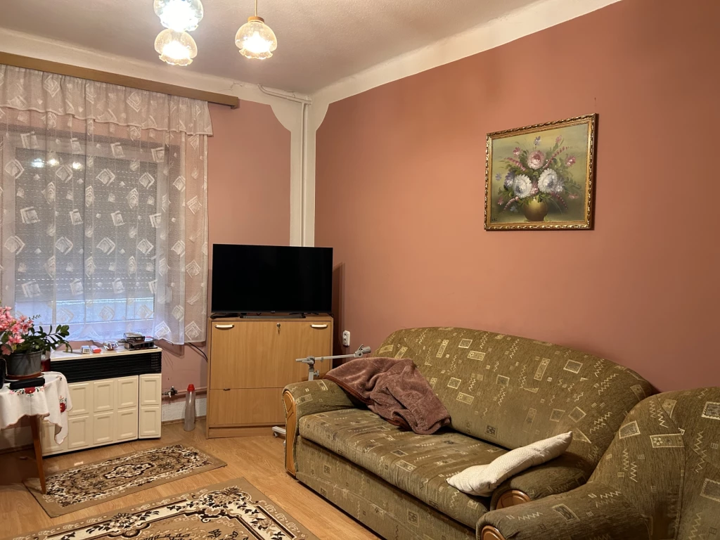 Eladó Ház, Komárom 70.000.000 Ft