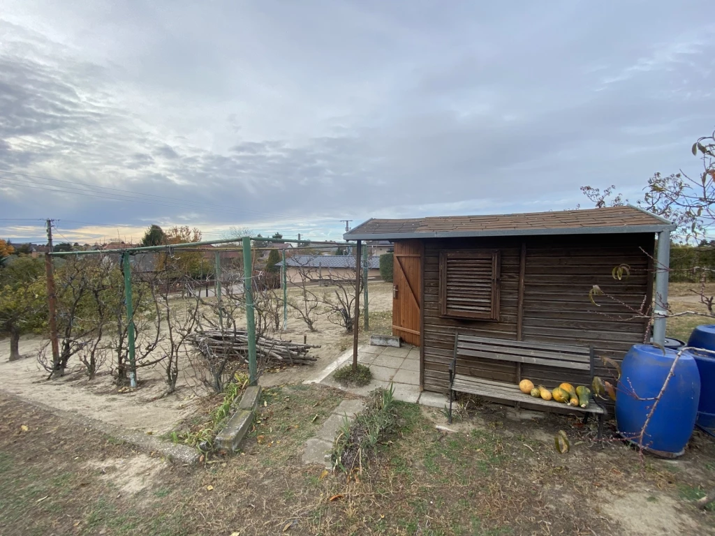 Eladó Telek, Komárom 25.000.000 Ft