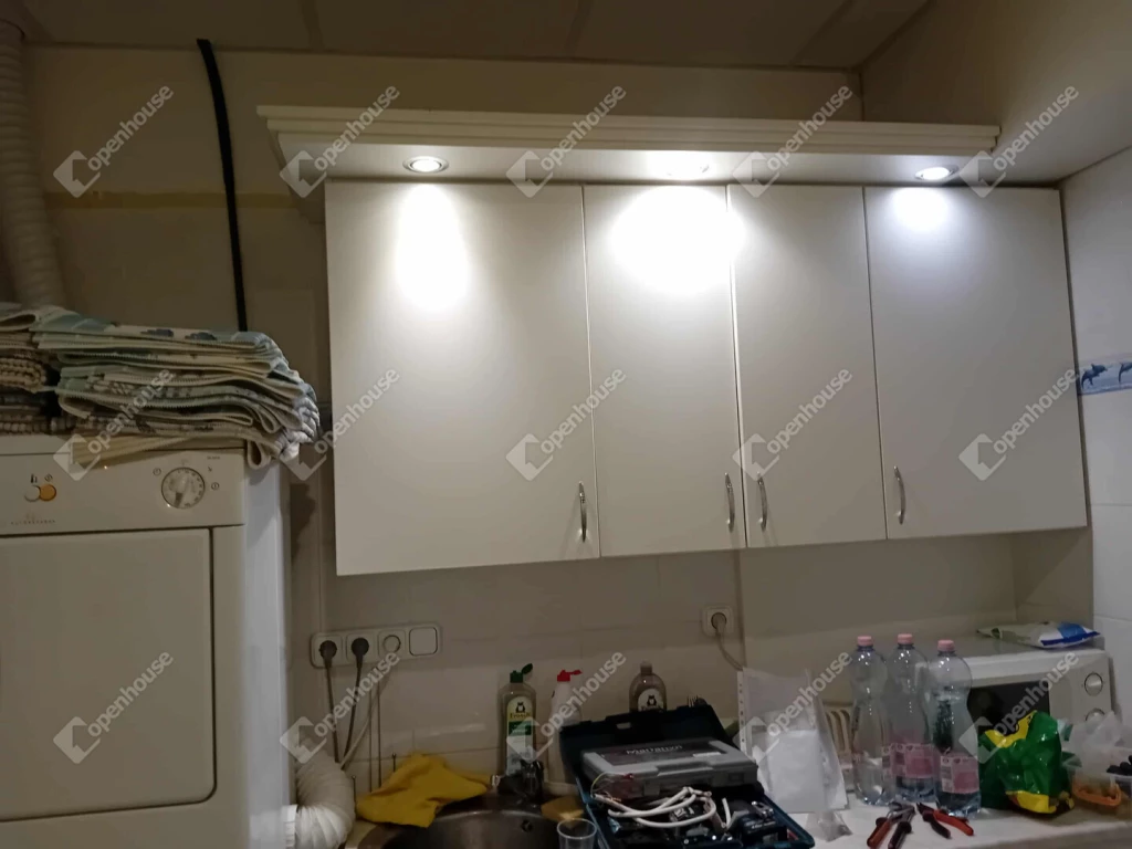 For sale store, Tatabánya, Újváros, Györi utca