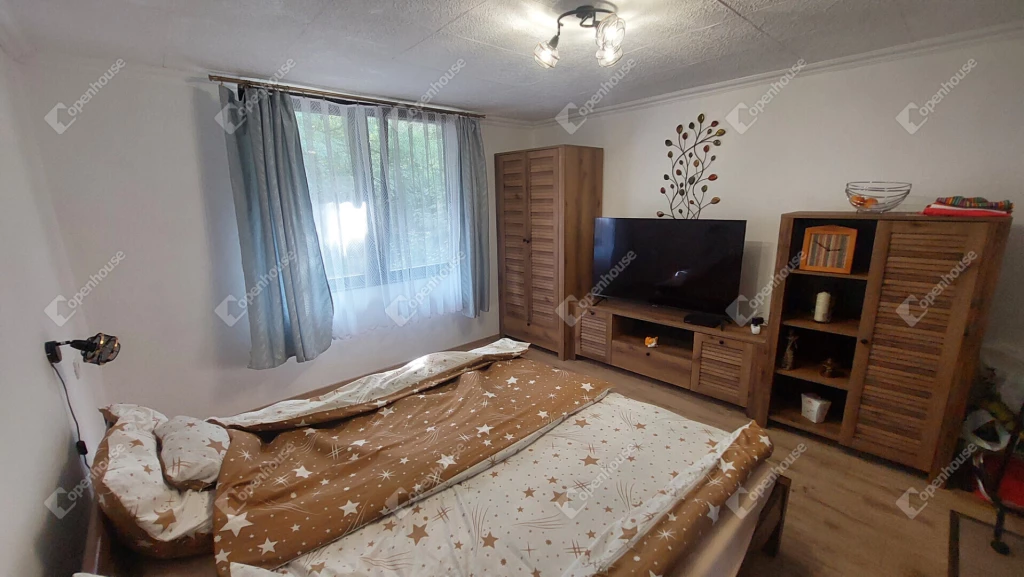 For sale house with a garden, Oroszlány