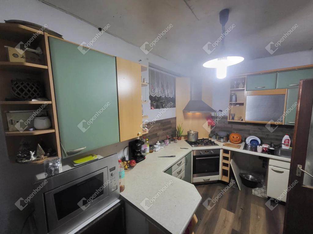 For sale house, Mogyorósbánya